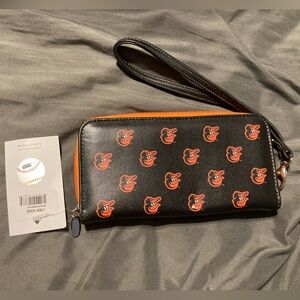 Baltimore Orioles wristlet NWT